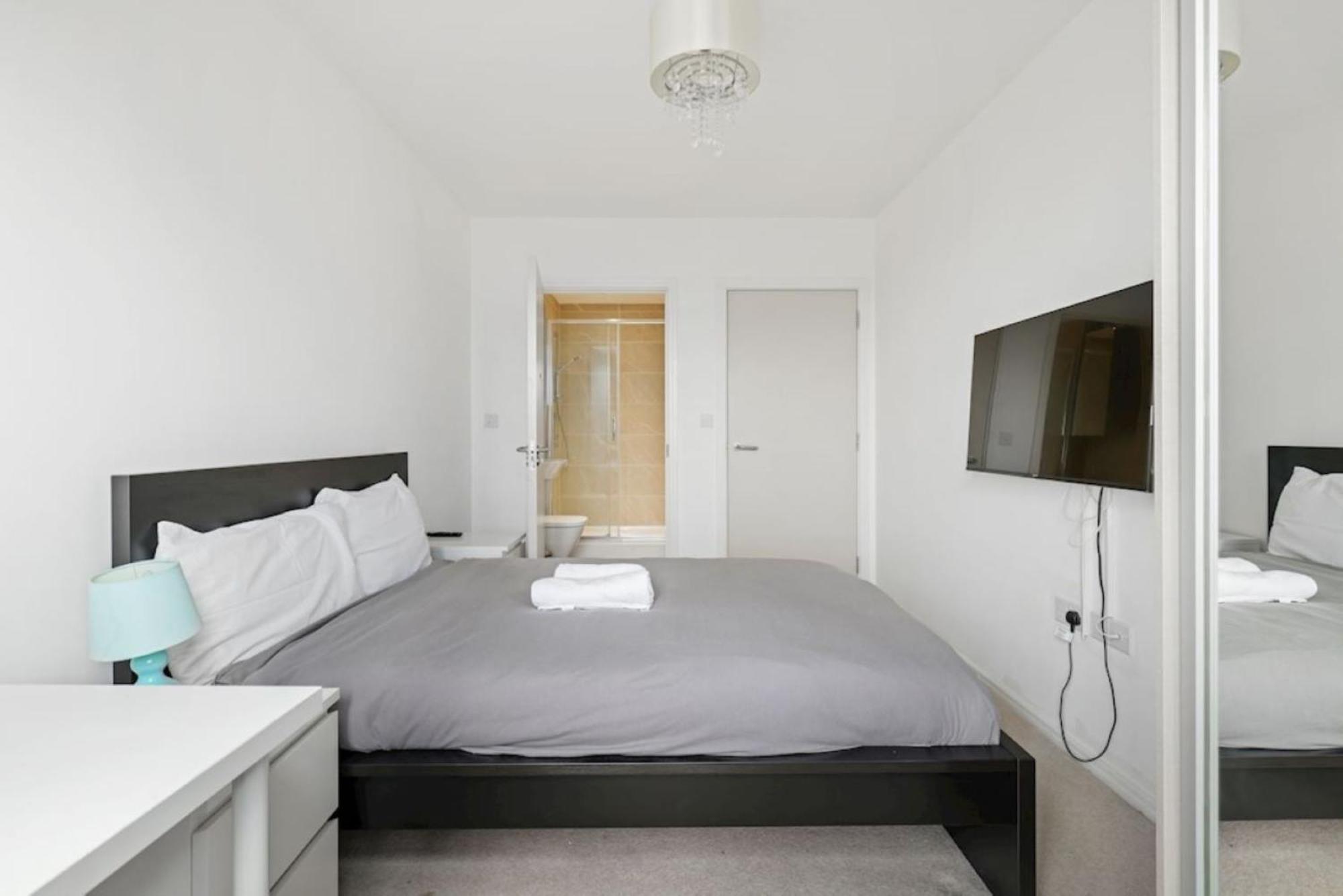 Canning Town 2 Bed Apartment Londra Exterior foto